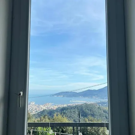 Affittacamere Ciccio E Pinolo 게스트하우스 라스페치아