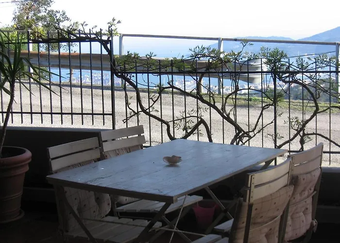 בית הארחה Affittacamere Ciccio E Pinolo 3*